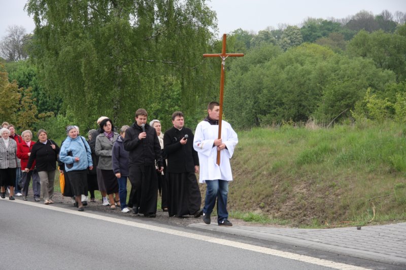 pielgrzymkamoszczonnesanktuariummbbolesnej06052012r39.jpg