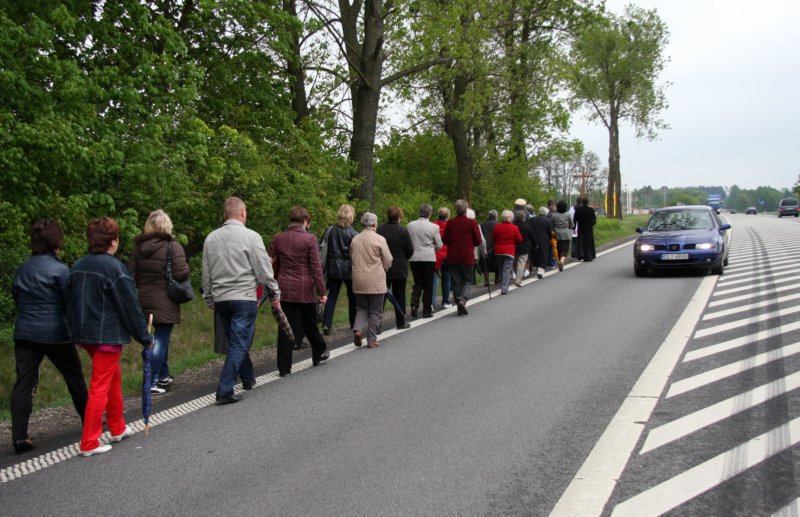pielgrzymkamoszczonnesanktuariummbbolesnej06052012r50.jpg