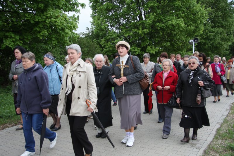 pielgrzymkamoszczonnesanktuariummbbolesnej06052012r66.jpg