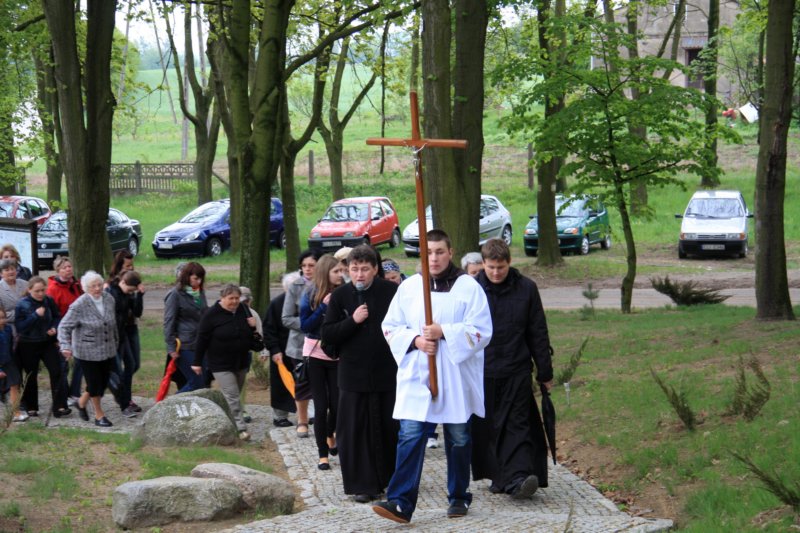 pielgrzymkamoszczonnesanktuariummbbolesnej06052012r86.jpg